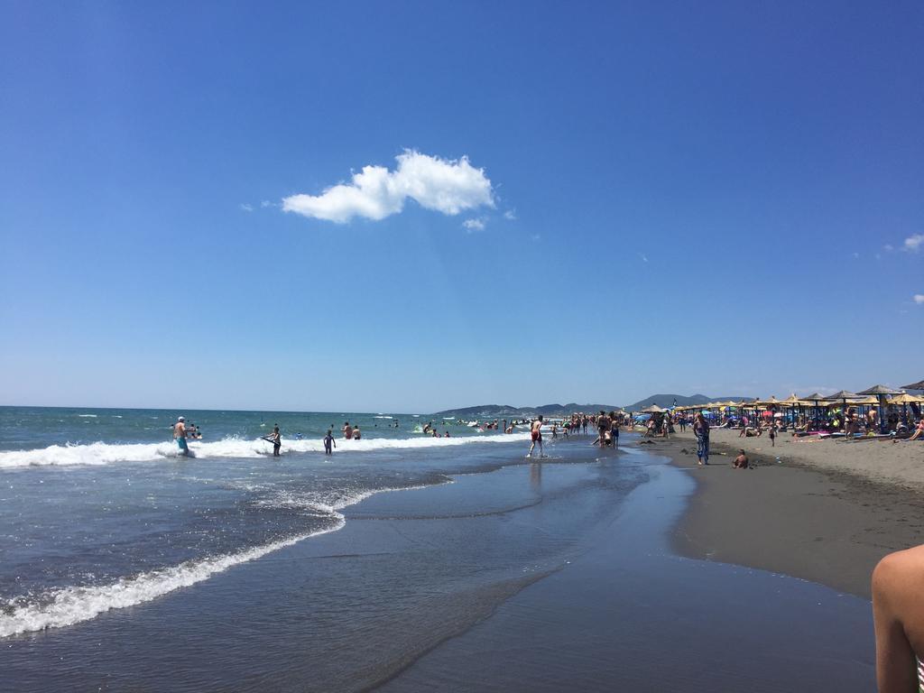 Mc Apartments Ulcinj Esterno foto