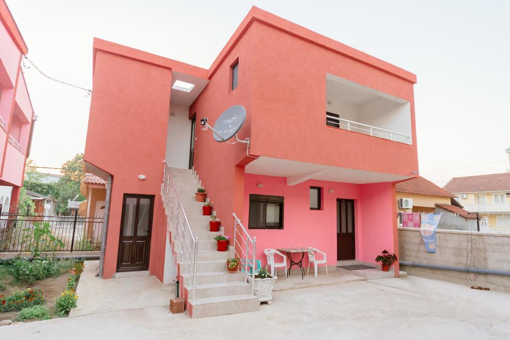 Mc Apartments Ulcinj Esterno foto