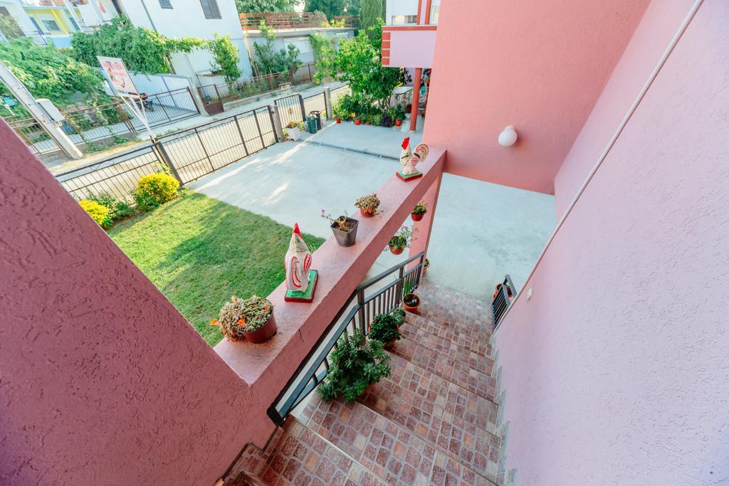 Mc Apartments Ulcinj Esterno foto