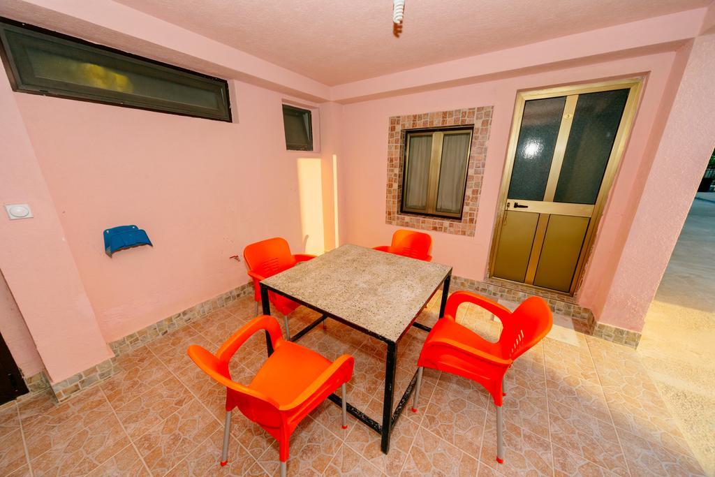 Mc Apartments Ulcinj Esterno foto