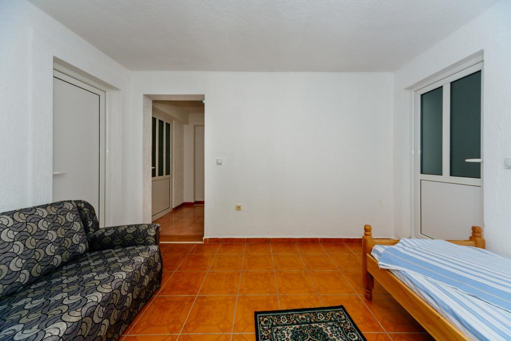 Mc Apartments Ulcinj Esterno foto