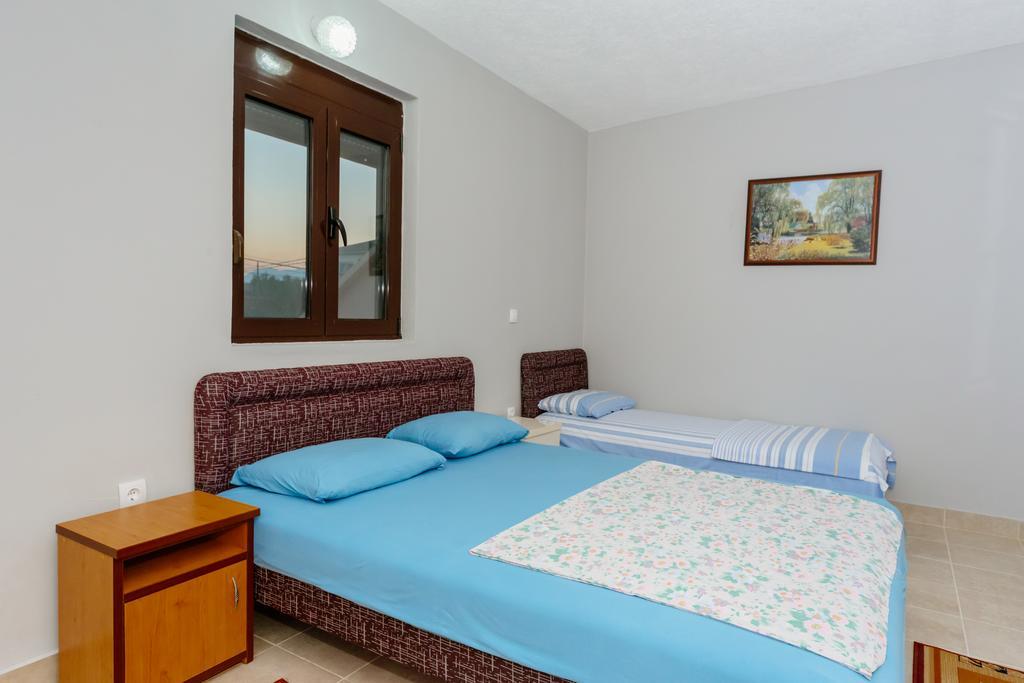 Mc Apartments Ulcinj Esterno foto